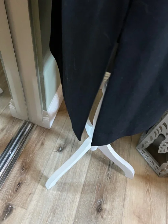 MaxMara Black, size 42 EU (6 US), Classic Pencil Skirt - Picture 4 of 9